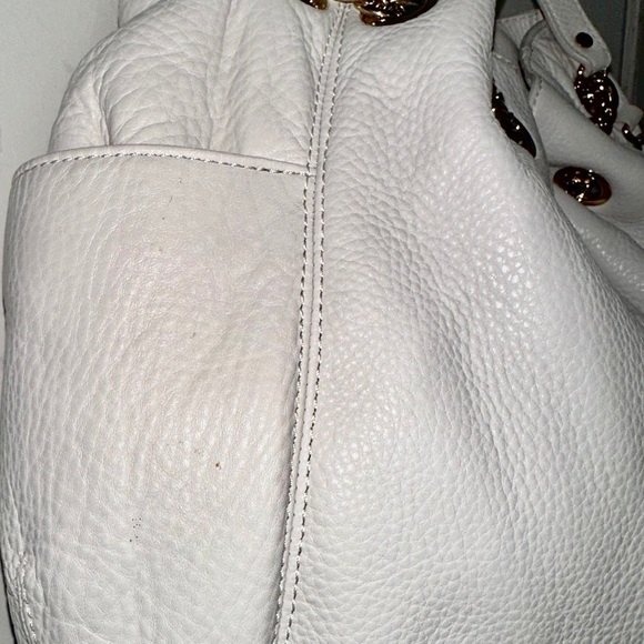Michael Kors Chain Hobo - Picture 5 of 8